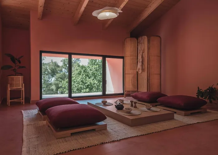 Akti Seaside Suites